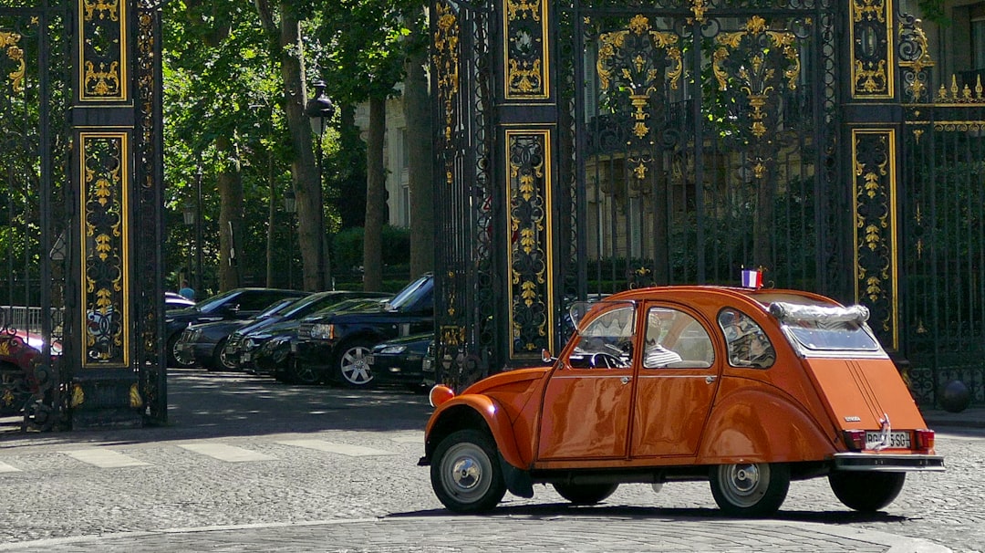 découvrez les meilleures offres de voitures d'occasion en france au meilleur prix. trouvez votre voiture idéale parmi un large choix de véhicules fiables et économiques.