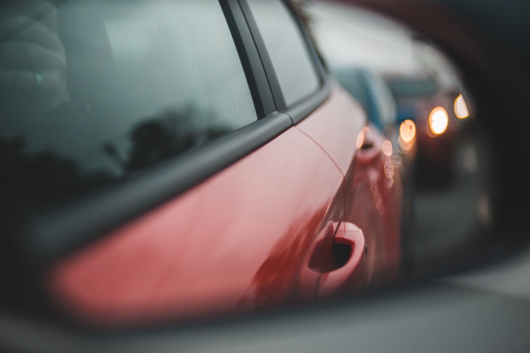 découvrez comment gérer un litige lié à l'annulation de votre assurance auto, avec des conseils pour protéger vos droits et trouver une solution rapidement.