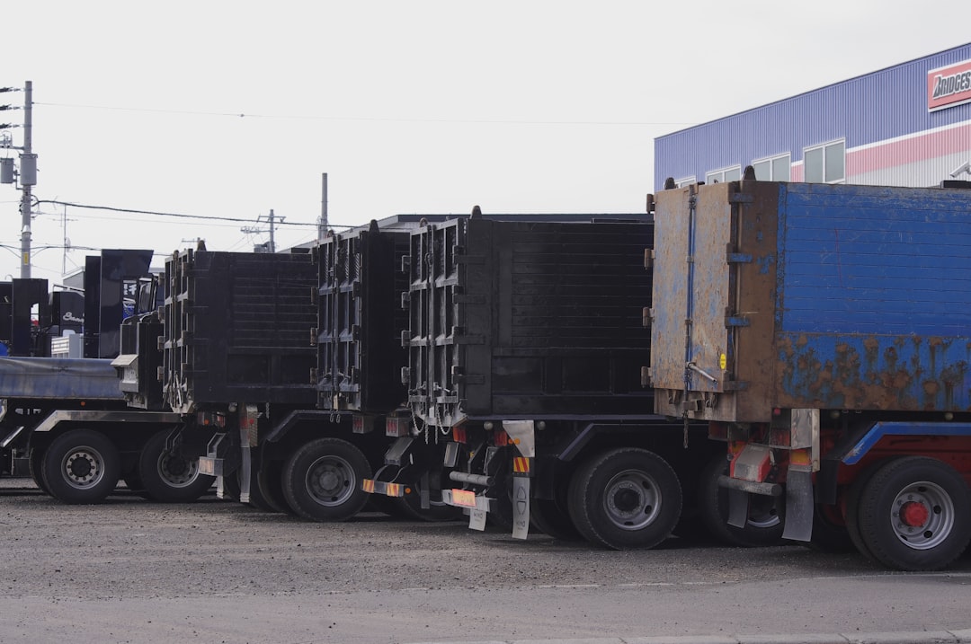 découvrez la capacité des camions de déménagement pour choisir le véhicule adapté à vos besoins et faciliter votre transfert en toute sérénité.