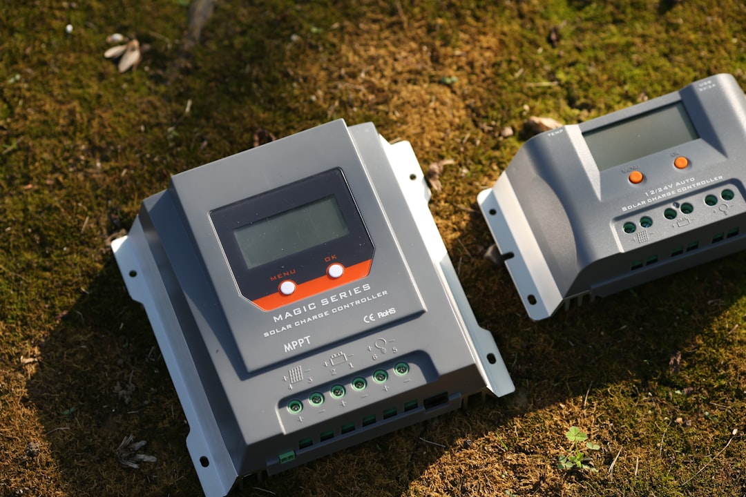 découvrez nos dispositifs de sécurité quad, conçus pour protéger efficacement vos véhicules tout-terrain grâce à une technologie avancée et une installation facile.