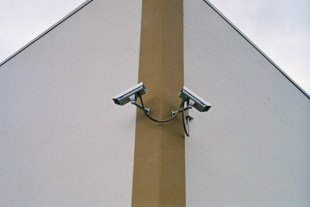 découvrez nos dispositifs de sécurité quad fiables et performants, conçus pour protéger vos équipements tout-terrain avec efficacité et robustesse.